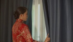 淫荡新娘婚纱装轮番含精内射户外洞房卖力伺候