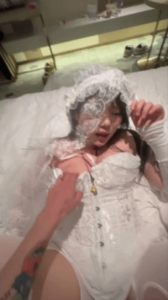 山东符文小妹三人行洁白头纱NTR