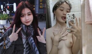 阿黑颜学生妹被金主包养调教母狗
