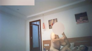 公司高颜值性感美女秘书为了职场生存不得已和领导开房啪啪,男的狠狠用力干边操边问：你现在有没有男朋友啊!