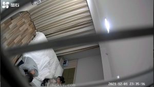 未流出独家资源萤石酒店360偷拍极品女友在宾馆和男友做爱【MP4/232MB】