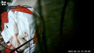 【萤石云】2.13中年男女开房啪啪，如狼似虎，饥不择食【MP4/172MB】