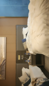 [MP4/ 988M] 小马寻花，今晚2700足疗店约女神，165身高，23岁未婚，胸大腿长，带回酒店，门票138，精彩不断