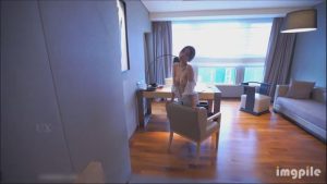 [2DF2]【精品国产】跟豪乳无毛身材贼棒的女生做爱自拍 这样的豪乳做乳交应该是很舒服的[MP4/287MB][BT种子]