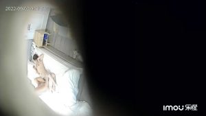 [MP4/238MB]2022-9-3最新流出酒店偷拍 小哥半夜捡尸醉酒少妇嫂子开房大力得把她草醒