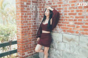 极品豪乳萝莉萝莉美女『小包子』在小别墅被金主各种玩弄 爆乳乱颤+高顏值美女女兵偷情之旅，激战泡温泉SEX啪啪啪