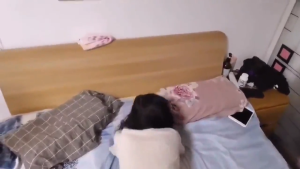 [MP4/ 332M] 有如此生猛的女人还奢求什么 这才是淋漓尽致的爱爱 嫌操的慢 干脆自己动 甜美舒服的一天