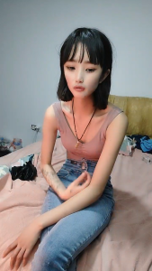 [MP4/ 1.75G]&nbsp;&nbsp;极品大骚逼，180cm的长腿妹妹，00后，纯欲天花板，这次还带了个小姐妹，粉嘟嘟肉体被干得高潮阵阵