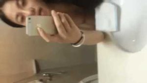 [MP4/ 121M] 女：使劲操我，再深一点，用力再用力，好爽，我喜欢你这样打我卧槽，使劲打我好爽啊，好滑啊射了吗