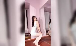 天使容顏完美身材大一小母狗，抖音小網紅粉絲福利 (2)