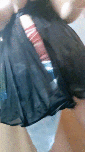哺乳期奶妈全程露脸大秀直播赚生活费逼里塞着跳蛋跟狼友互动撩骚把奶水挤在杯子里让狼友喝淫声荡语不断