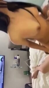 广东轻工职业技术大学女大学生_王旭瑶_与男友啪啪自拍视频泄密_打飞机手法堪比技师~1