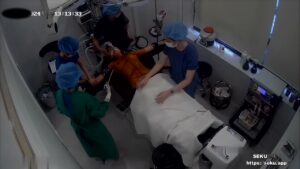 [MP4/ 669M] 新流出黑客破解整形医院手术室监控摄像头偷拍美女丰胸美臀手术速度还挺快的~1
