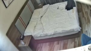 [MP4/ 325M] 安防酒店偷拍精品抖音颜值男主播约炮坐飞机远道而来的美女粉丝做爱时对白非常淫骚