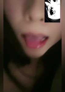 [MP4/ 128M] 长沙骚货 刘子玥 在soul上裸聊被曝光 小母狗嫌男友鸡鸡太小欲求不满