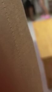 [MP4/ 137M] 爸爸临时下工地加班，在家中客厅强操性感的母亲谁知中途爸爸回来中断施法