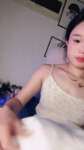 疯狂推荐女神尺度突破颜值小浪蹄子北京妹妹下海福利脸穴同框道具狂插爽到喷水