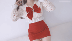 我的盐甜系女友在床上真是骚