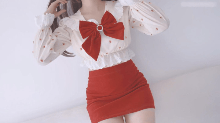 我的盐甜系女友在床上真是骚