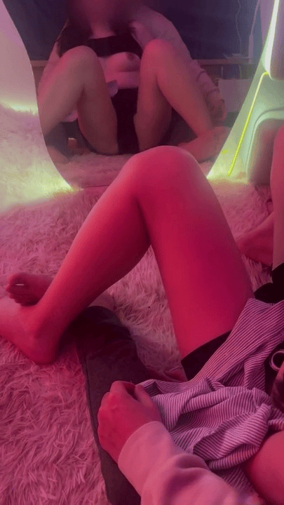 可爱色色痴女小姐姐玩肛塞啪啪啪