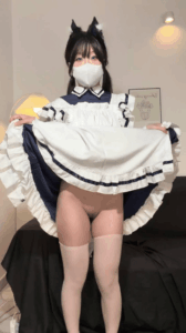 今日系可爱女仆榨精看我撸一发也不错哦