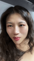 学生妹跪在会议室地毯上口直接按桌后顶